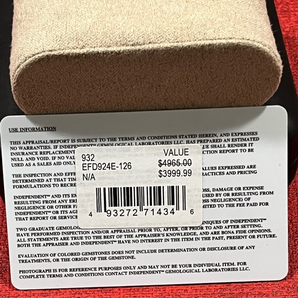 SAKS FIFTH AVE NIB AUTHENTIC LUXURY COLORLESS DIAMONDS/18K WHITE GOLD EARRINGS - Picture 4 of 15